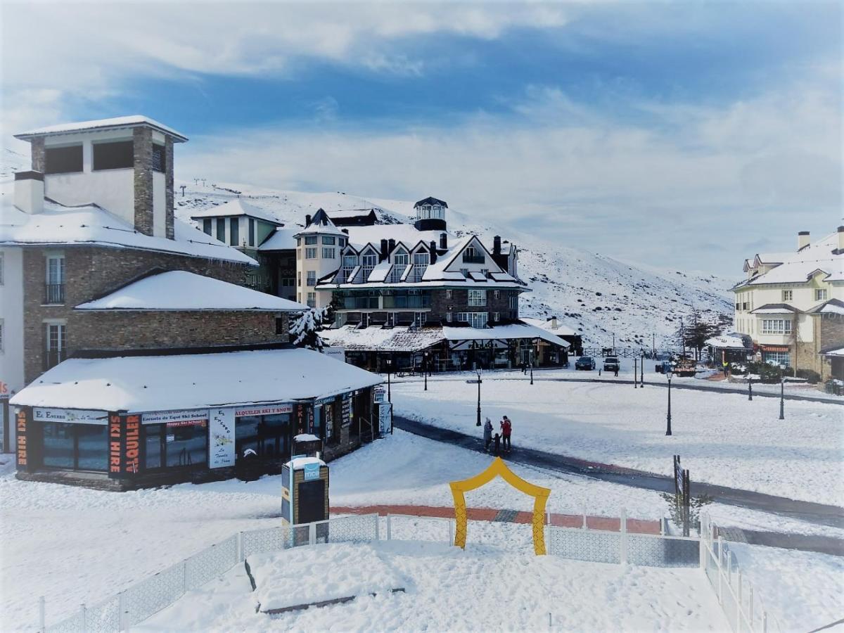 Todosierranevada Zona Baja -Plaza Principal-Junto A Los Telecabinas Sierra Nevada Exterior photo